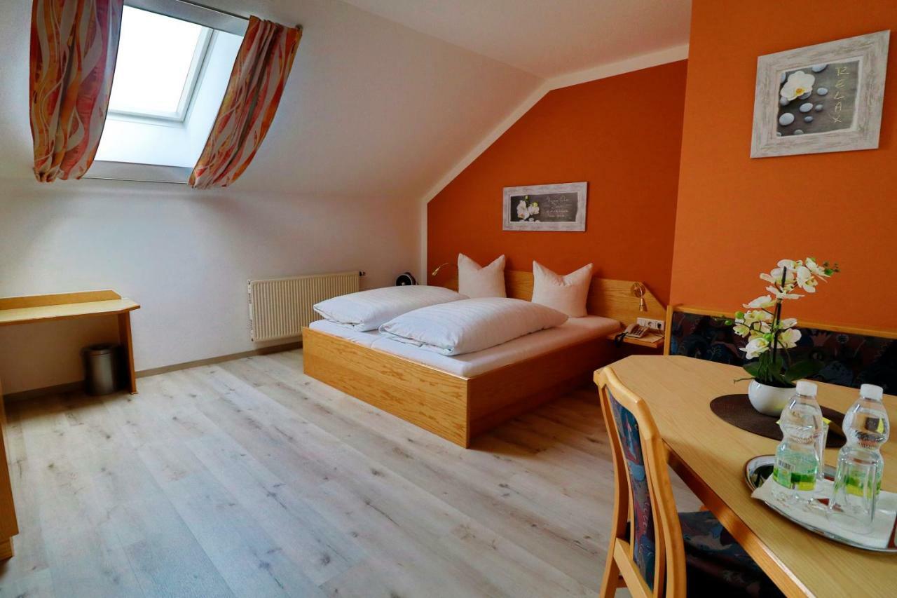 Gasthof Huber Wels Esterno foto